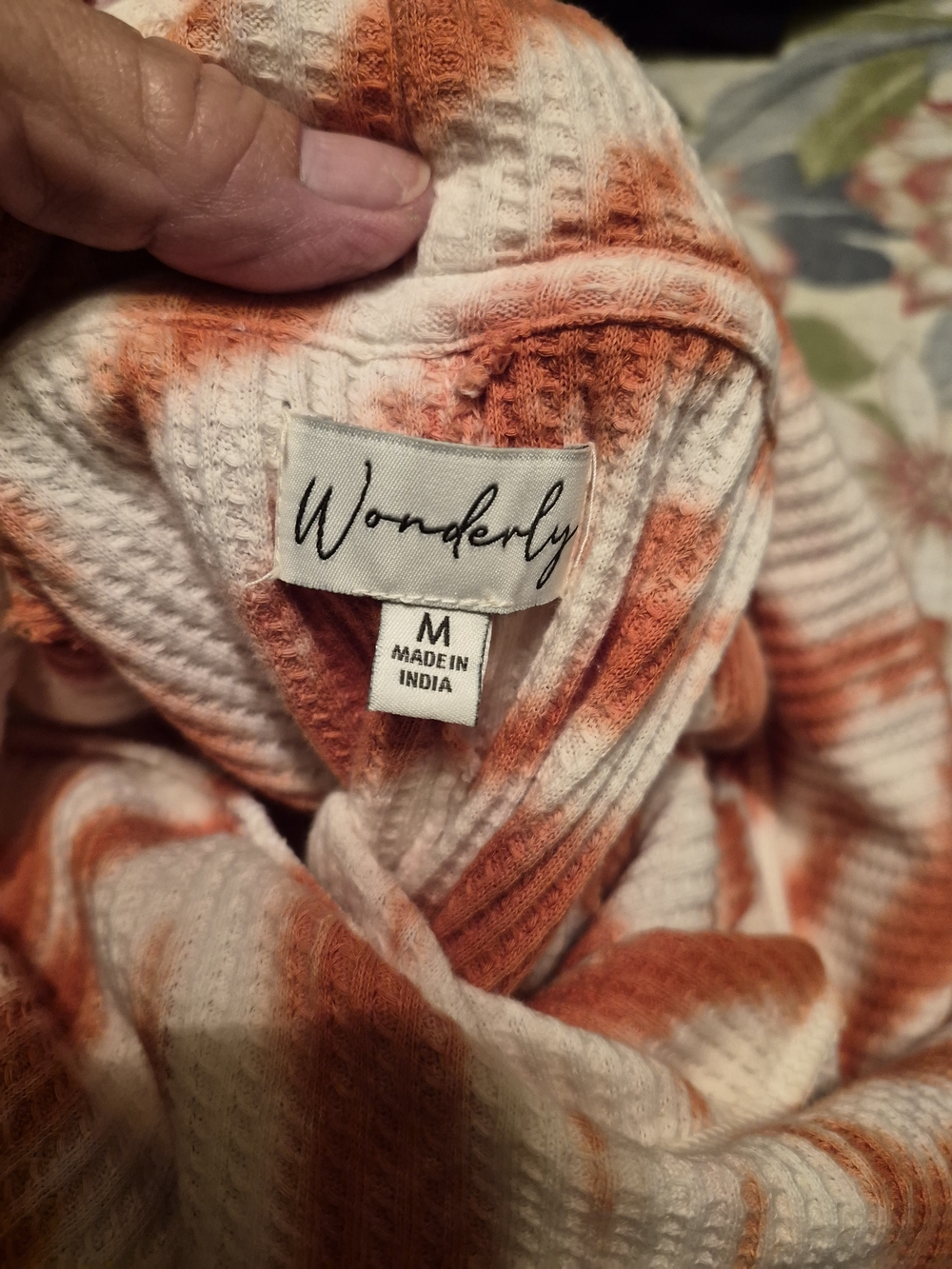 Wonderly Women's Cream & Orange Striped Sweater - Medium